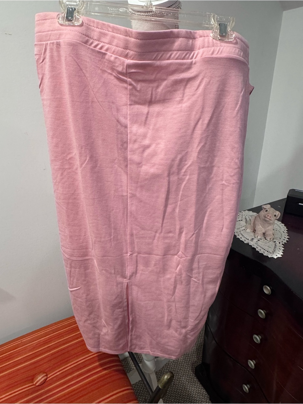 Soft Pink Sleeveless Pullover Cropped Top and Skirt - Picture 8 of 13